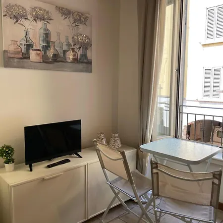 San Bernardino 8 - Immobili E Soluzioni Rent Appartamento