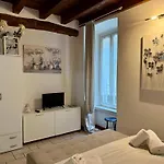 San Bernardino 8 - Immobili E Soluzioni Rent *