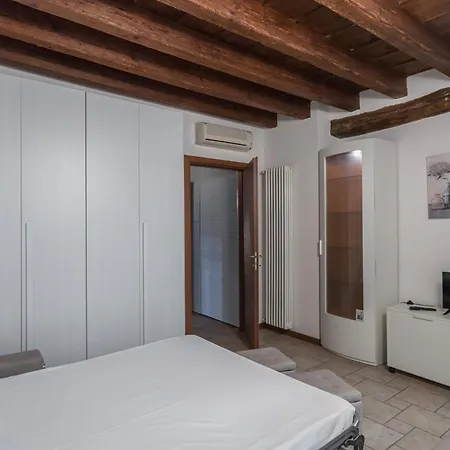 San Bernardino 8 - Immobili E Soluzioni Rent