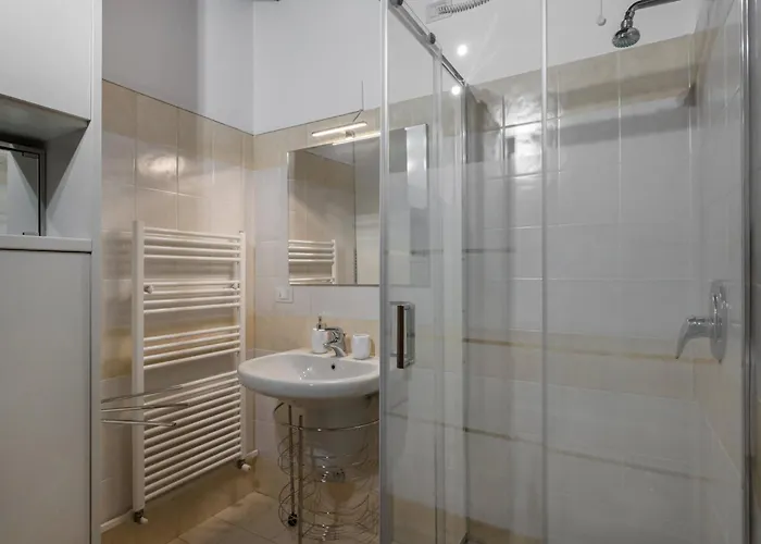 San Bernardino 8 - Immobili E Soluzioni Rent Apartment *